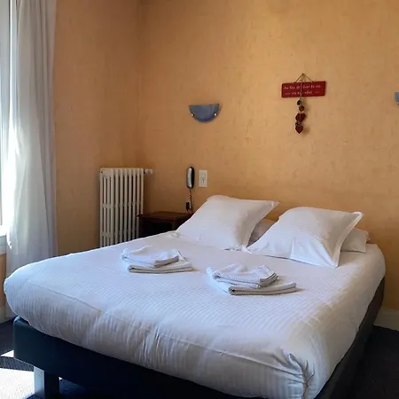 Hotel De La Poste Falaise (Calvados)