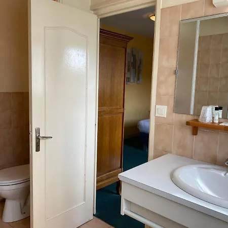Hotel De La Poste 3*